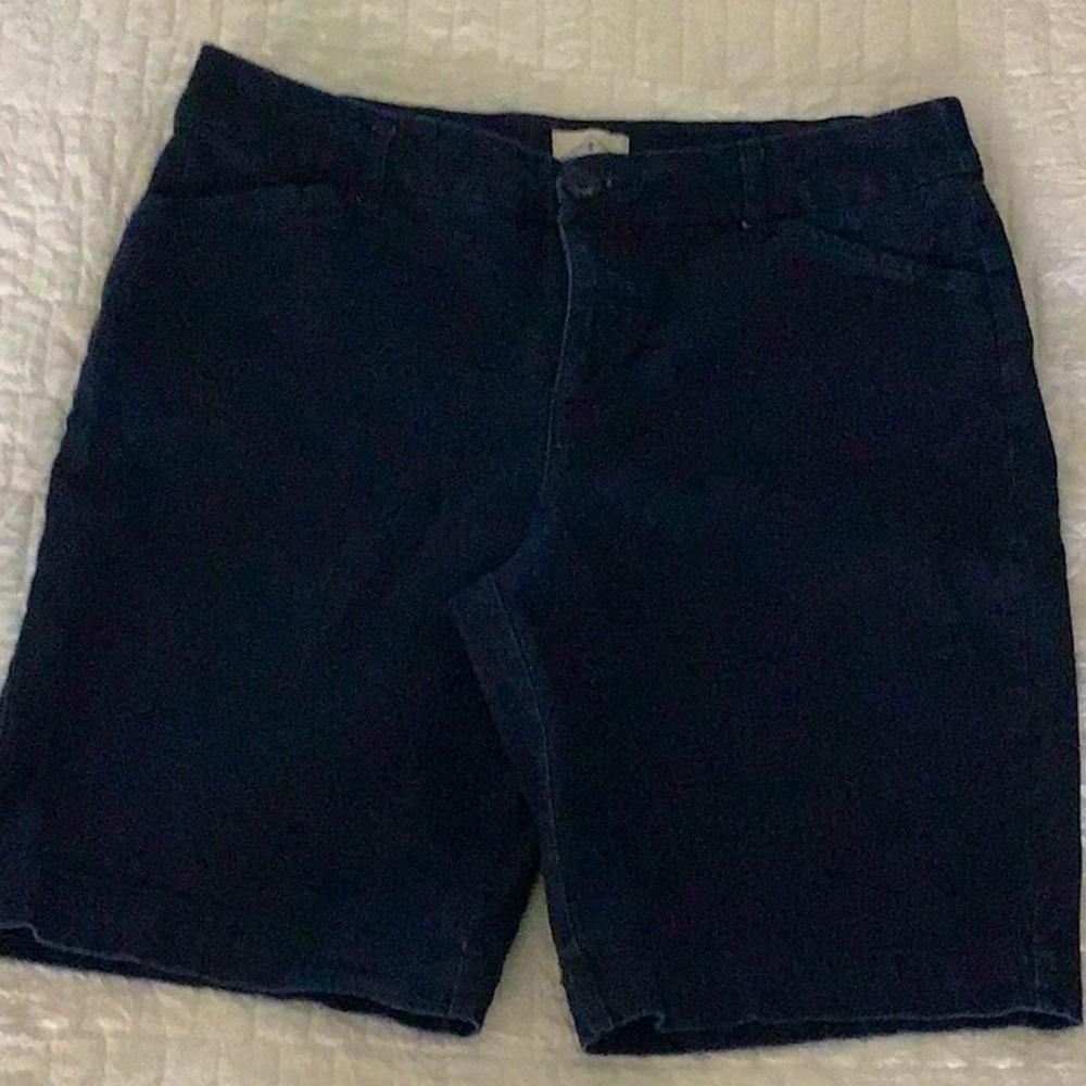 St John’s Bay Burmuda Shorts size  Woman’s 12 Petite
